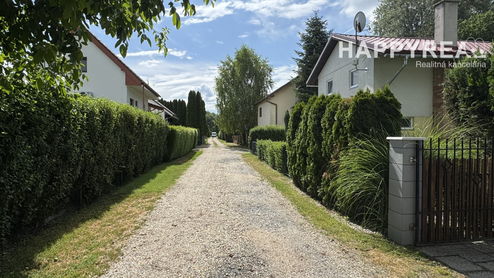 Na predaj rekreačná chata v obľúbenej chatovej oblasti Bodíky