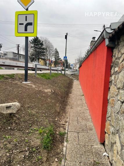 Prenájom 4-izb. rodinný dom,  ul. Jantárová,  Jarovce