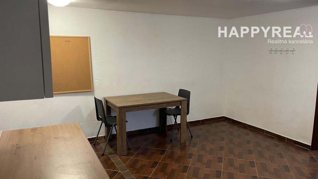 Prenájom 4-izb. rodinný dom,  ul. Jantárová,  Jarovce