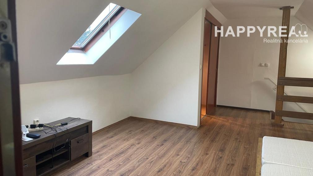 Prenájom 4-izb. rodinný dom,  ul. Jantárová,  Jarovce