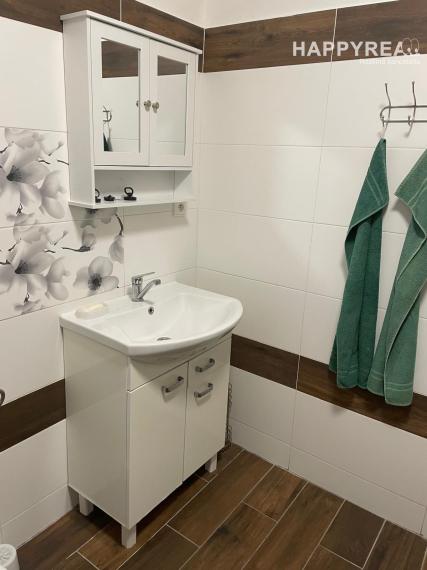 Prenájom 4-izb. rodinný dom,  ul. Jantárová,  Jarovce