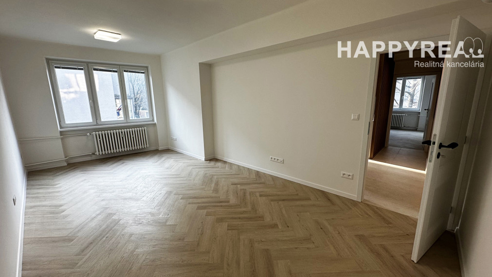 Kompletne zrekonštruovaný 3-izbový, presvetlený byt vo výbornej lokalite, na ul. Dohnányho, Bratislava-Ružinov