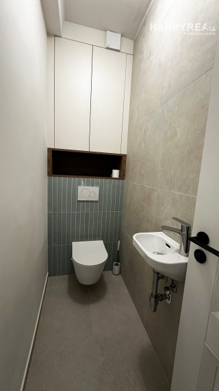 Kompletne zrekonštruovaný 3-izbový, presvetlený byt vo výbornej lokalite, na ul. Dohnányho, Bratislava-Ružinov