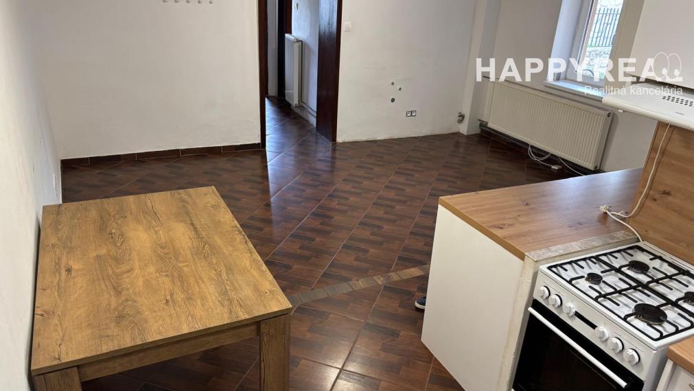 Prenájom 4-izb. rodinný dom,  ul. Jantárová,  Jarovce