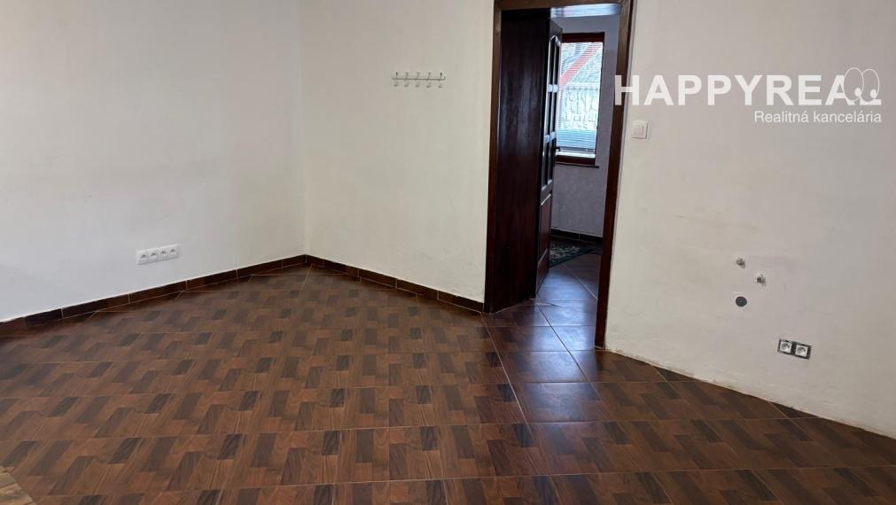 Prenájom 4-izb. rodinný dom,  ul. Jantárová,  Jarovce