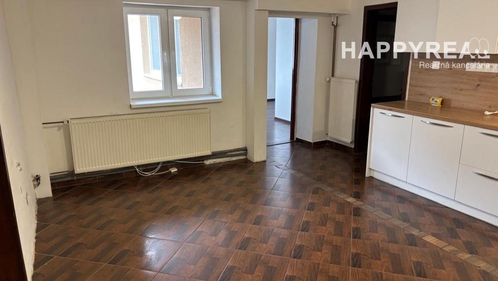 Prenájom 4-izb. rodinný dom,  ul. Jantárová,  Jarovce