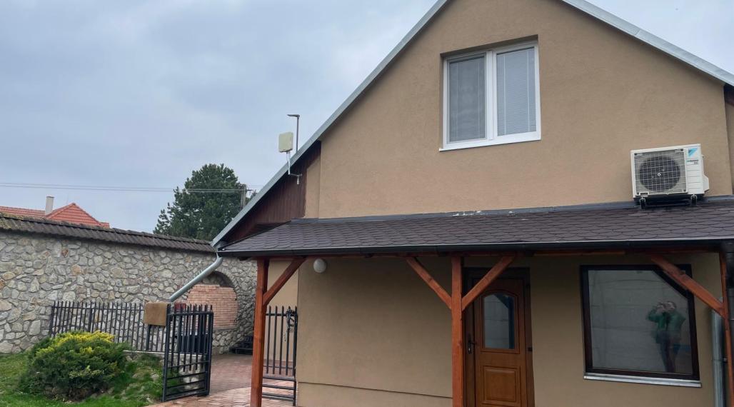 Prenájom 4-izb. rodinný dom,  ul. Jantárová,  Jarovce