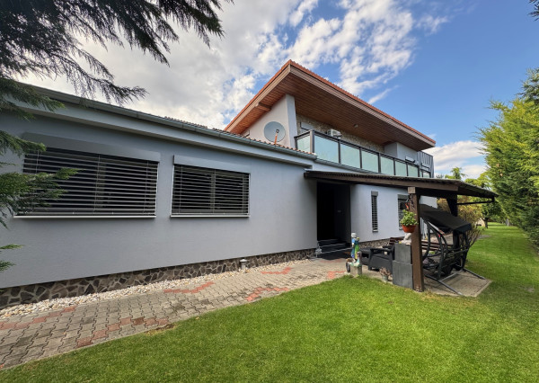 Na predaj: Nadštandardný a atypický rodinný dom v Eliášovciach