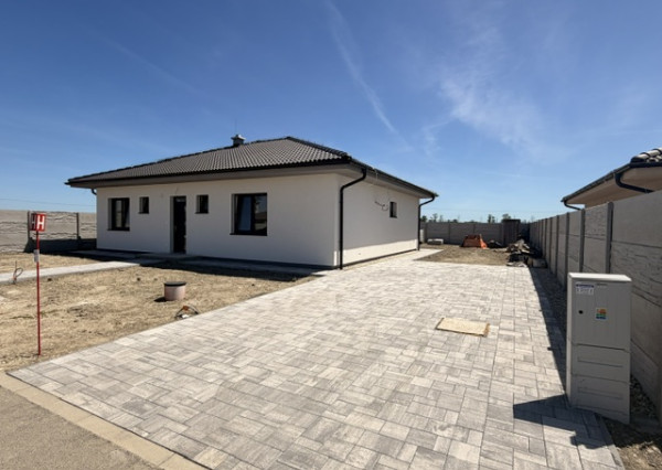 4 izb. RD Most pri Bratislave ÚP 110 m2, pozemok 601 m2