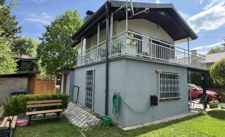 Na predaj rekreačná chata v obľúbenej chatovej oblasti Bodíky - fotografia 3