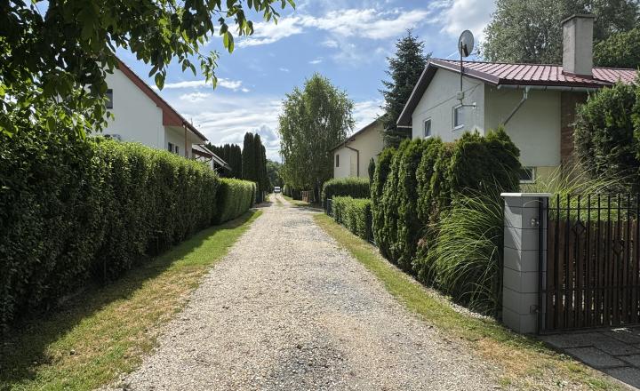 Na predaj rekreačná chata v obľúbenej chatovej oblasti Bodíky - fotografia 7
