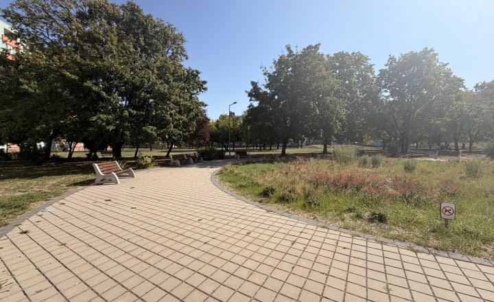 Na predaj 2-izbový byt na Lotyšskej ulici - fotografia 18